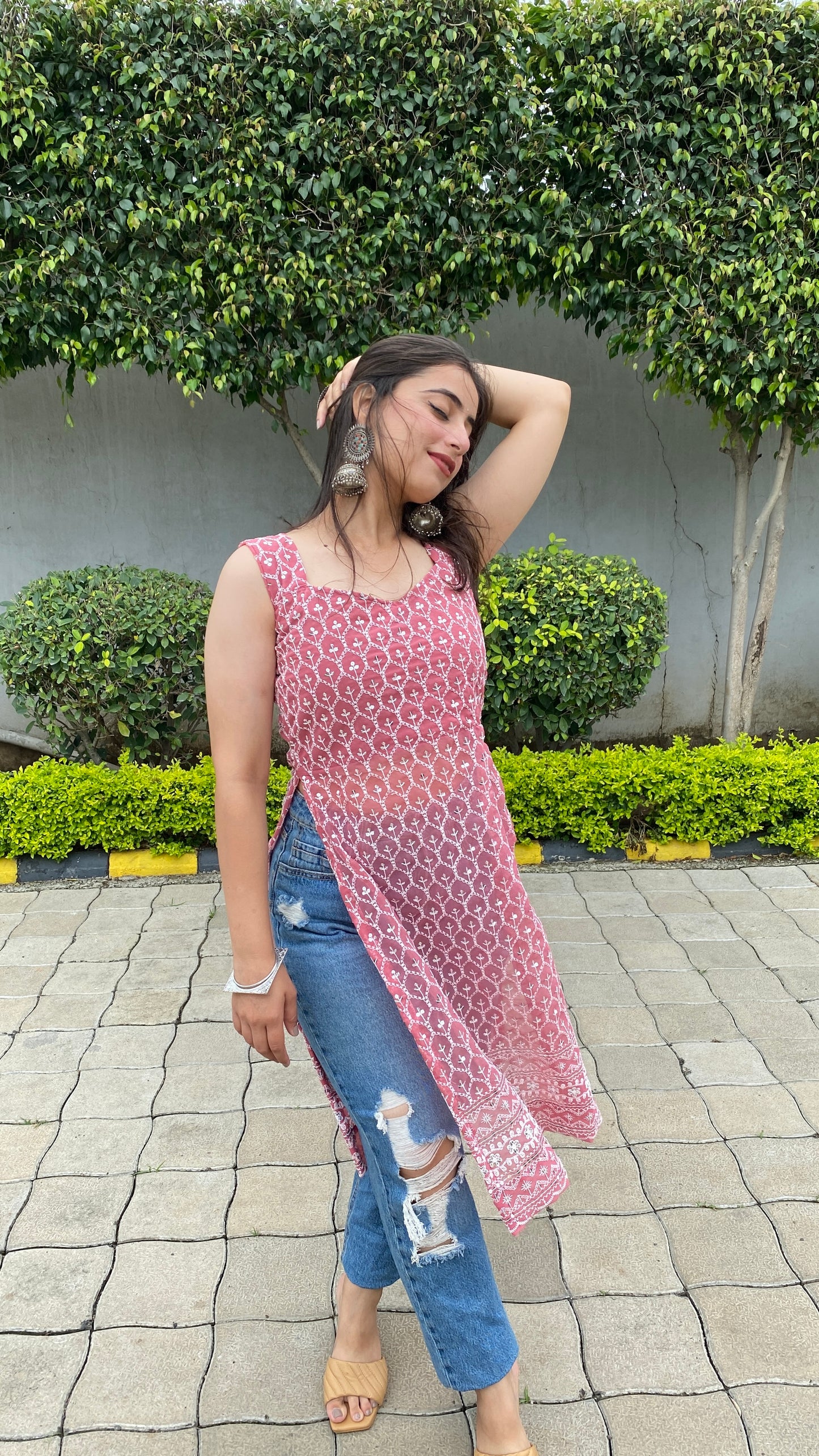 Pink Tie Me Up Chikankari Kurti
