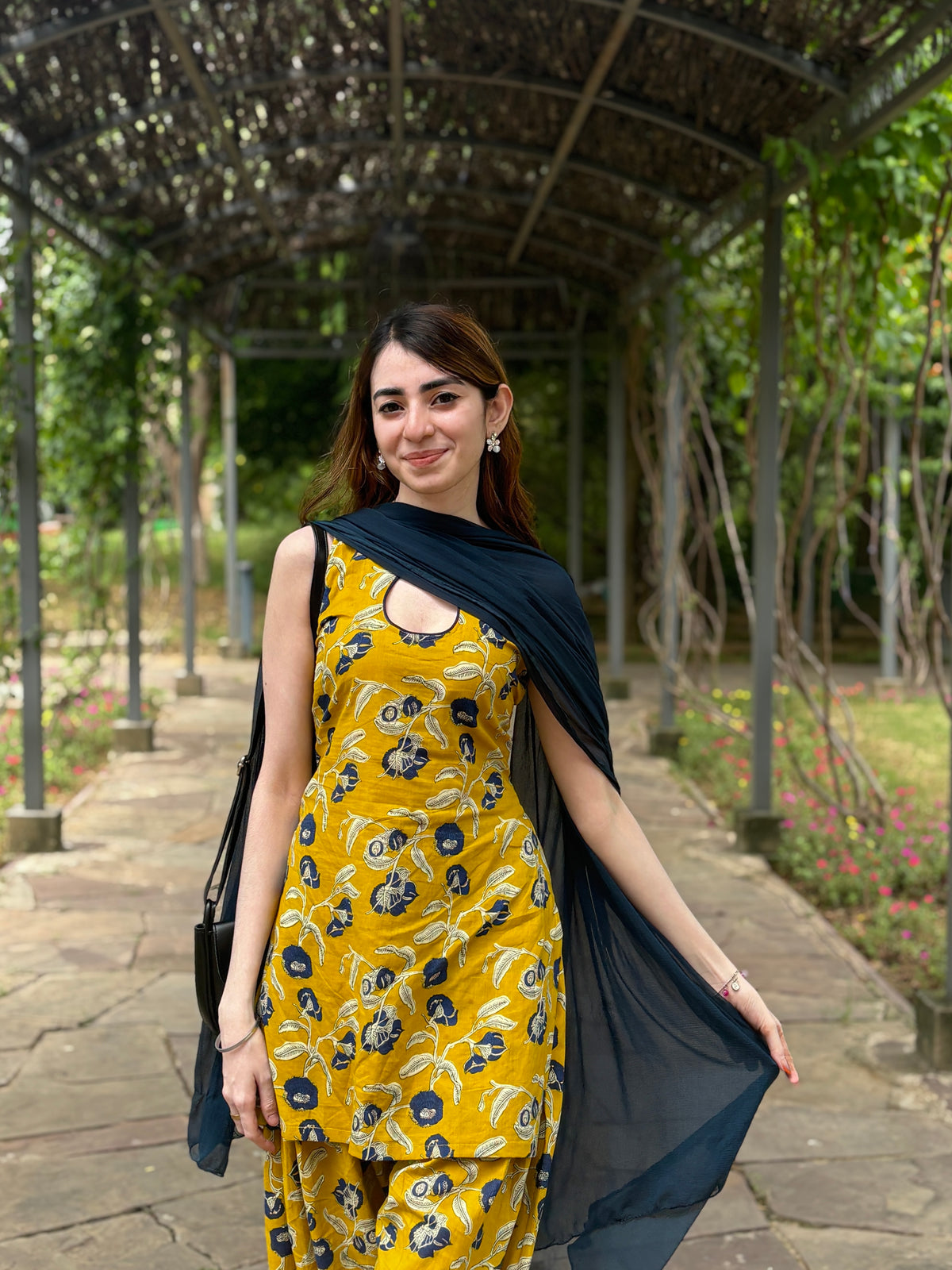 Sunflower Cotton Farshi set.