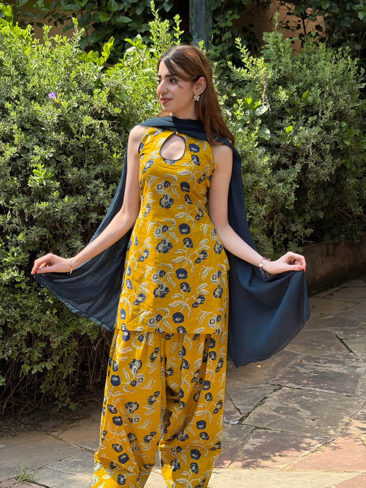 Sunflower Cotton Farshi set.