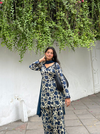 Saavan blue cotton farshi set.